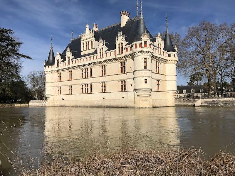 Azay-le-Rideau: chateaux in Loire Valley