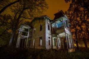 ghost travel haunted house