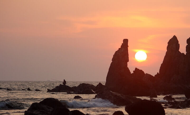 solo travel stories - sunset in Goa