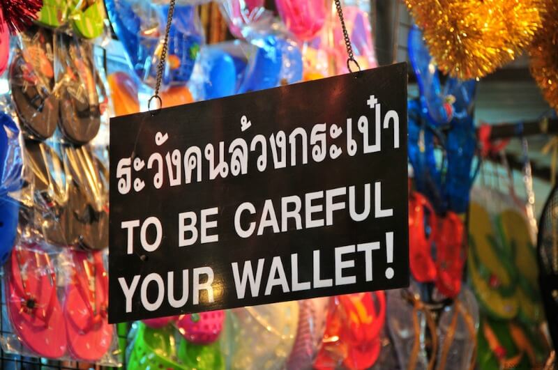pickpocket sign in Thailand