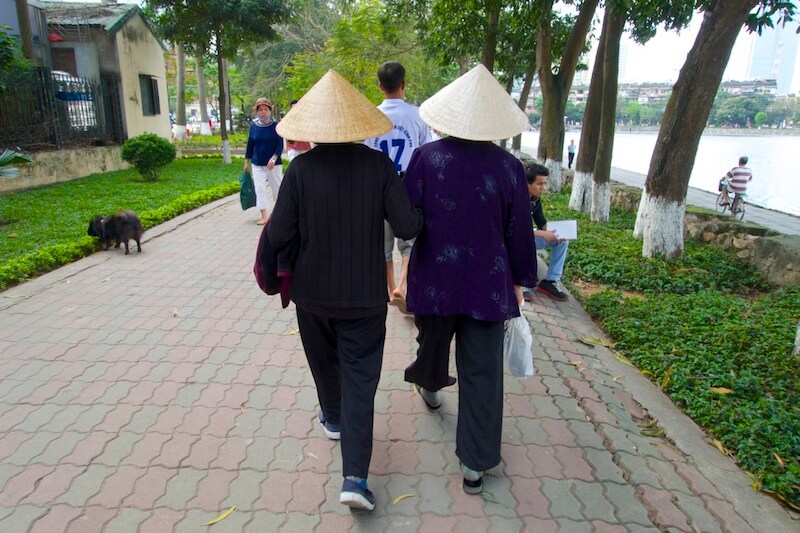 walk along the lake in Hanoi