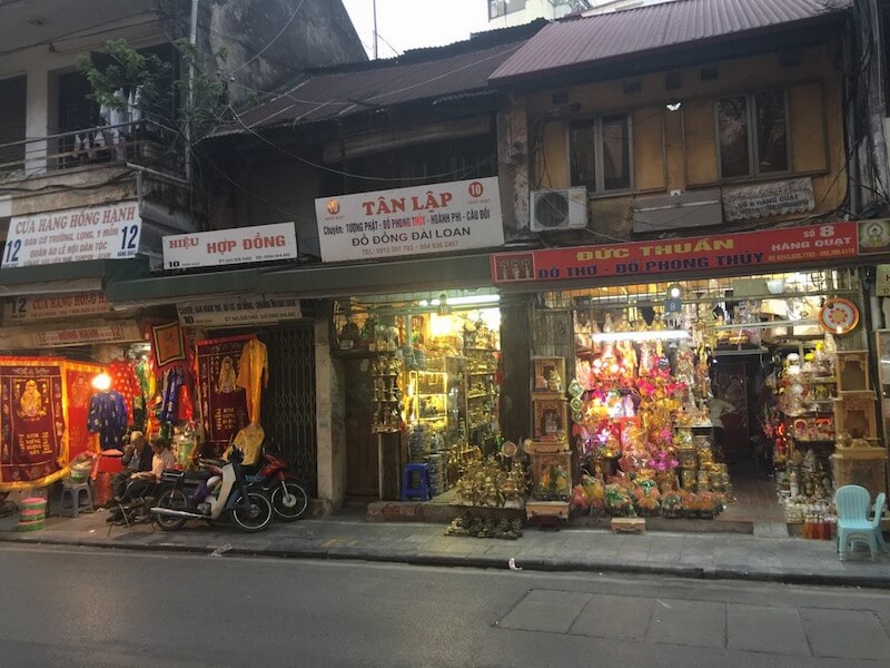 Among the best things to do in Hanoi - walk around the Old Quarter and its ancient guilds