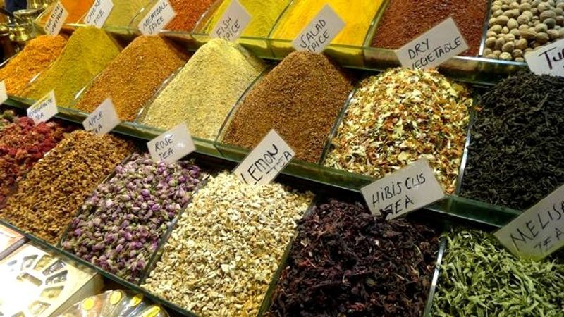 Istanbul spice bazaar - ask about it in the best travel forums