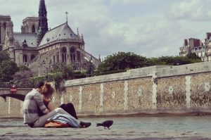 Kissing couple in Paris