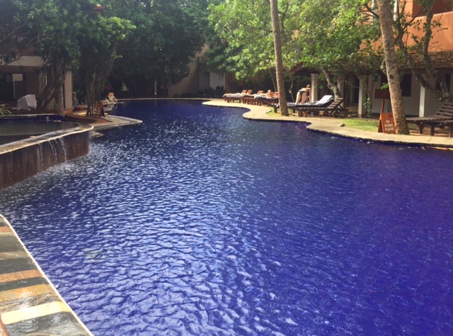 Swimming pool at Sri Lanka ayurvedic clinic