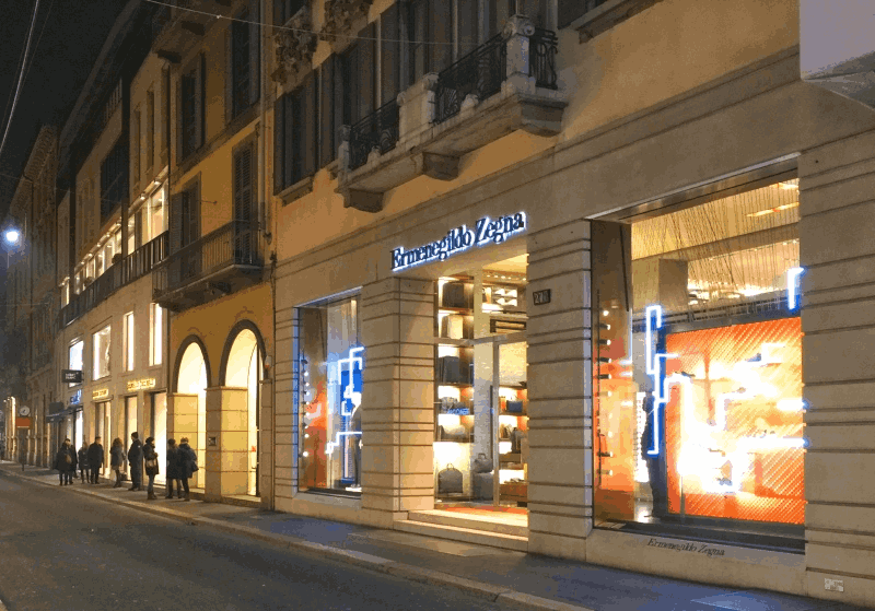 Milan travel guide for women - shop on Montenapoleone street