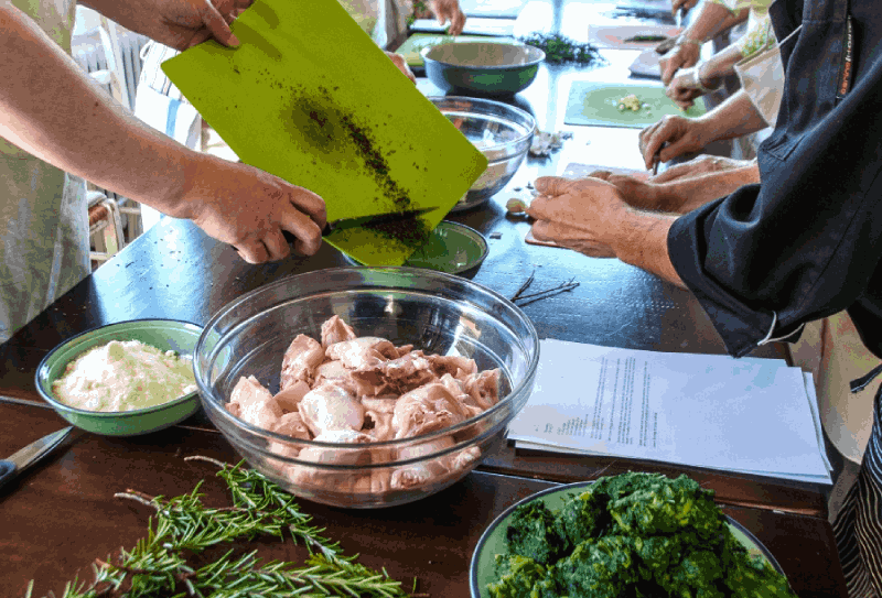 Tuscany cooking class with Flavours of Italy