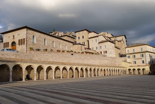 Assisi Italy in the rain - the perfect visit if you're traveling in Italy alone